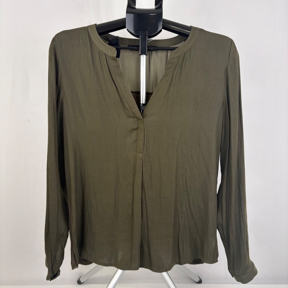 White House Black Market‎ Mixed Media Long Sleeve Blouse Top Wintergreen Size M